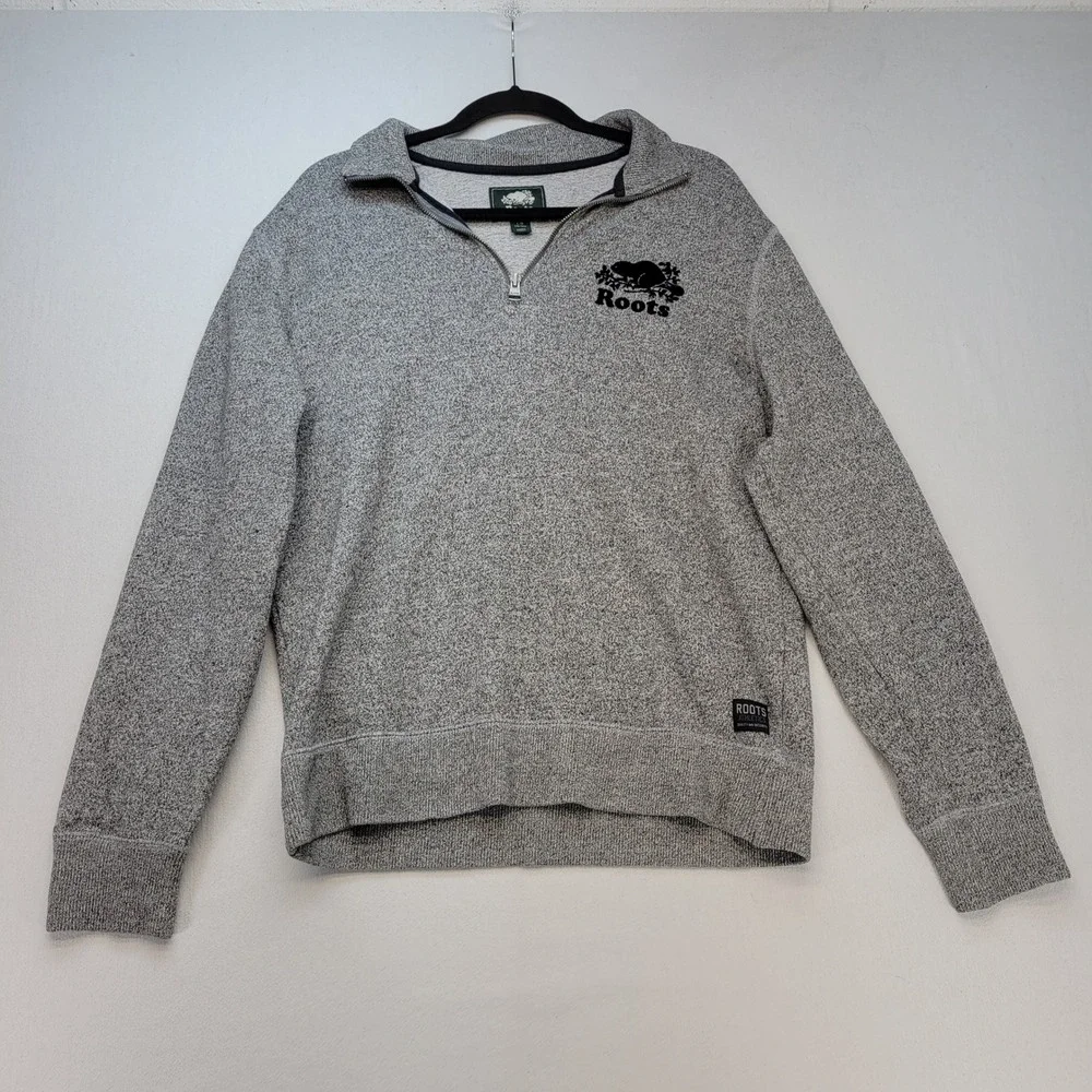 Roots Men's Light Gray Quarter-Zip Pullover Sweater